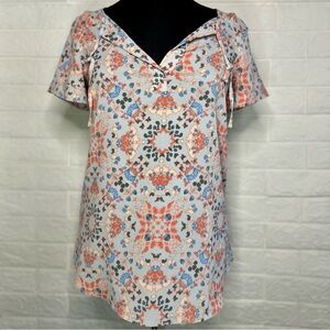 Patterned V‑Neck Blouse